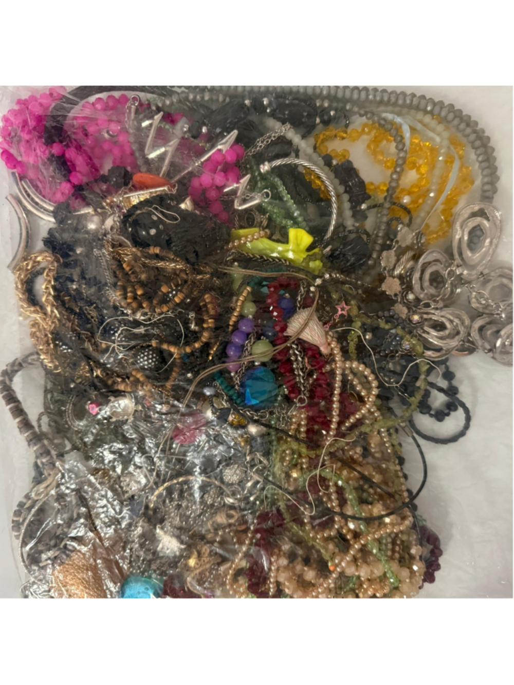4+ LB Mixed Jewelry Lot – Wearable, Broken, New & Vintage – Jewelry Grab Bag